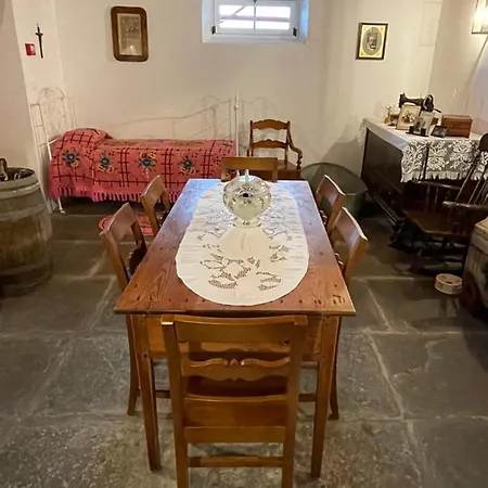 Casa Do Avo Jose Alves * Praia da Vitória