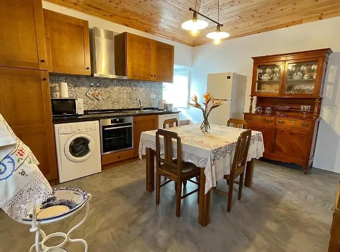 Casa Do Avô José Alves