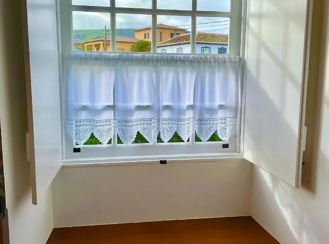 Casa Do Avô José Alves *