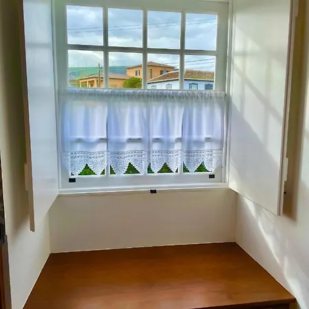 Casa Do Avô José Alves *